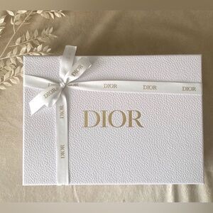 🧡NEW Dior White Box with Gold Lettering
